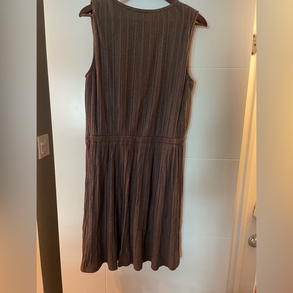Banana Republic Heritage Collection brown dress - Picture 2 of 8